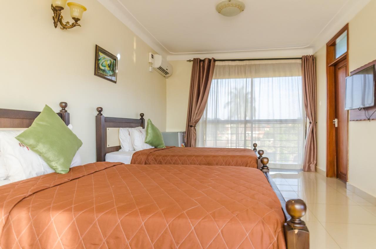 Marie'S Royale Hotel 캄팔라 외부 사진